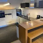 City, Au Coeur De La Vieille Apartament *