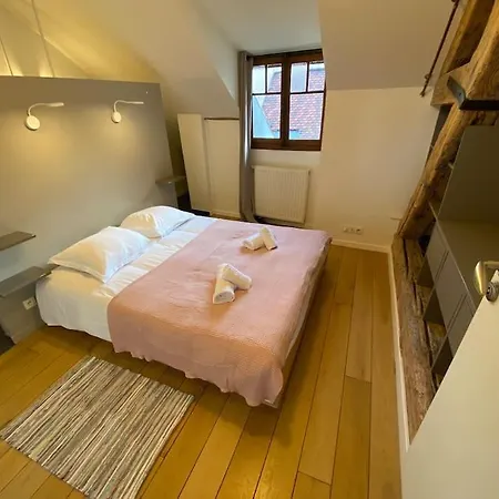 City, Au Coeur De La Vieille Апартаменты